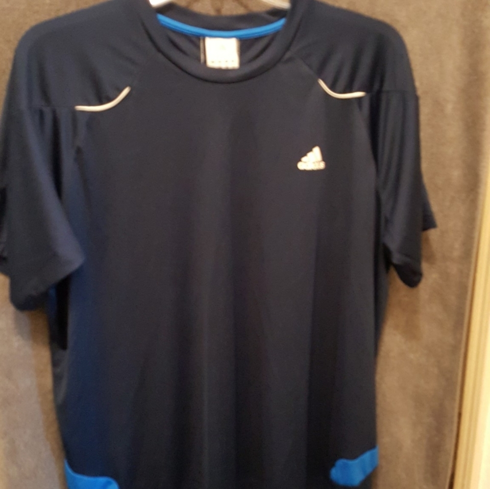 Adidas XL Shírt